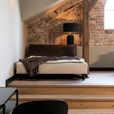 Sun & Snow Boutique Casino *